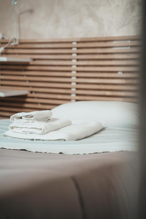 Dimora Mariu Bed and Breakfast Tarente Buitenkant foto