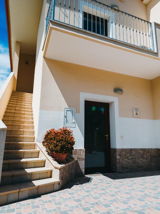 Dimora Mariu Bed and Breakfast Tarente Buitenkant foto