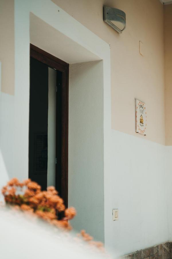 Dimora Mariu Bed and Breakfast Tarente Buitenkant foto