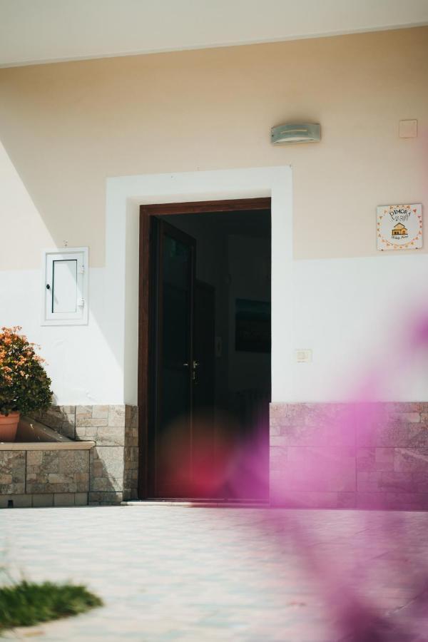 Dimora Mariu Bed and Breakfast Tarente Buitenkant foto