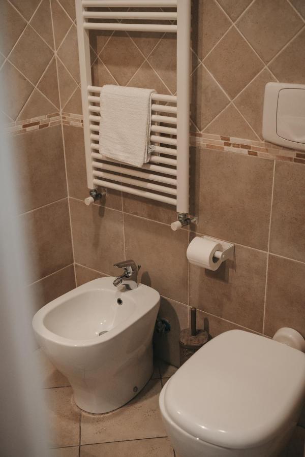 Dimora Mariu Bed and Breakfast Tarente Buitenkant foto