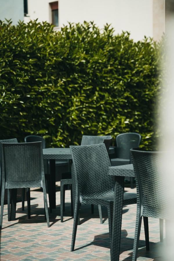 Dimora Mariu Bed and Breakfast Tarente Buitenkant foto