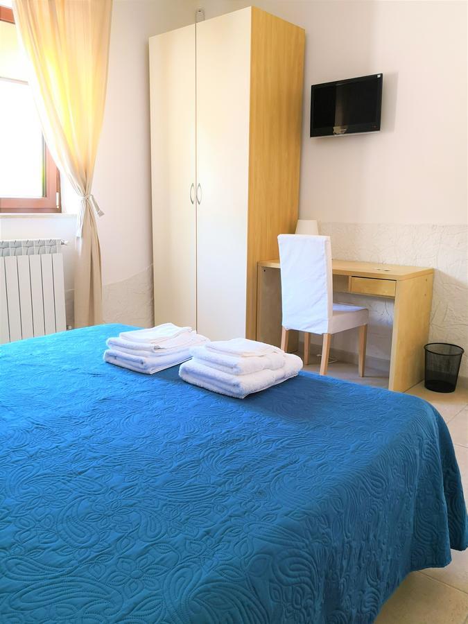 Dimora Mariu Bed and Breakfast Tarente Buitenkant foto