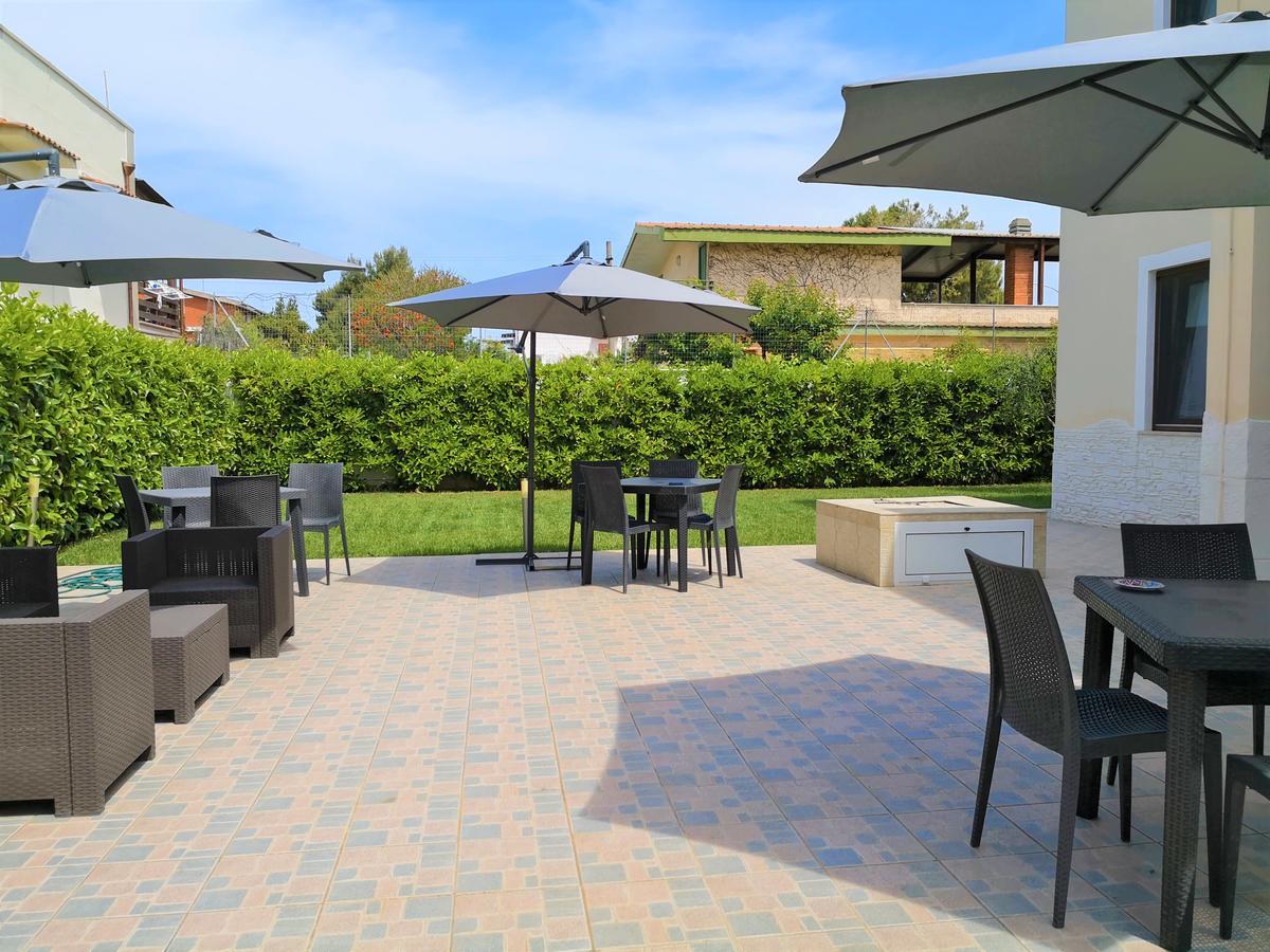 Dimora Mariu Bed and Breakfast Tarente Buitenkant foto
