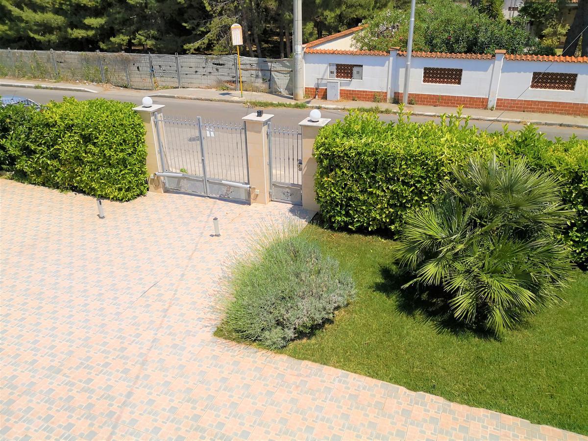 Dimora Mariu Bed and Breakfast Tarente Buitenkant foto