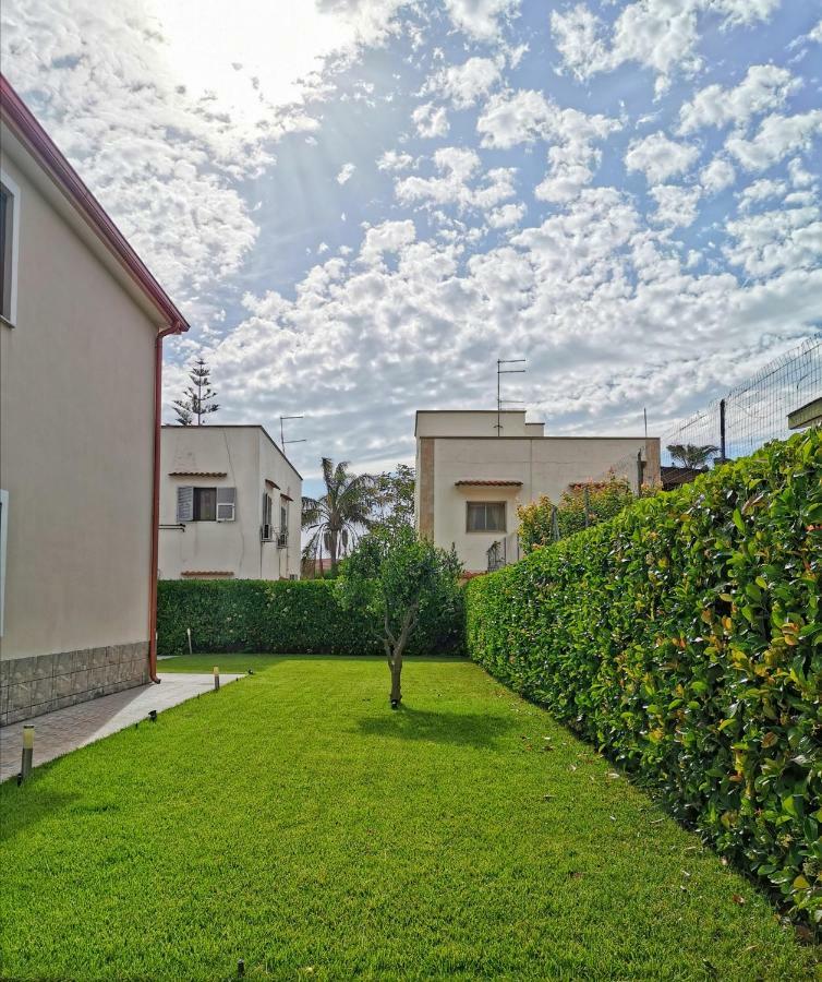 Dimora Mariu Bed and Breakfast Tarente Buitenkant foto